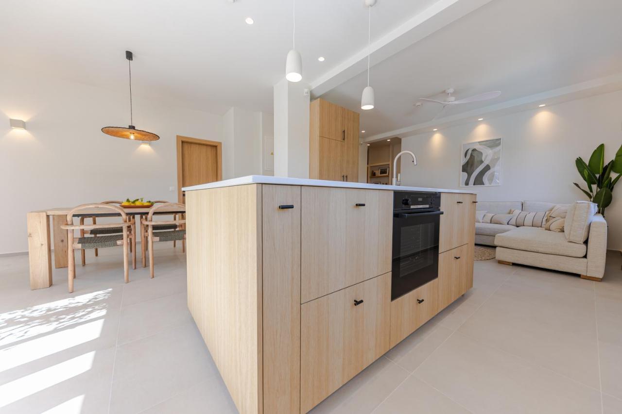 The Olive Poolhouse Apartment Split Bagian luar foto