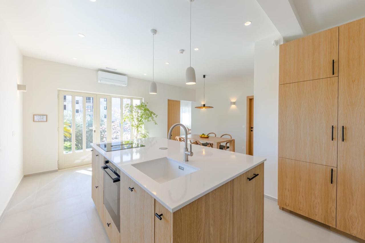 The Olive Poolhouse Apartment Split Bagian luar foto